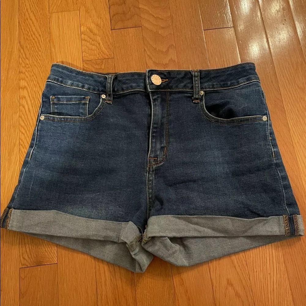 Women’s Forever 21 Jean Shorts Size 8